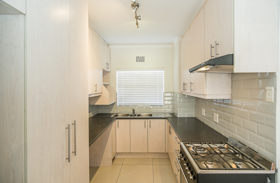 To Let 2 Bedroom Property for Rent in Heathfield Western Cape